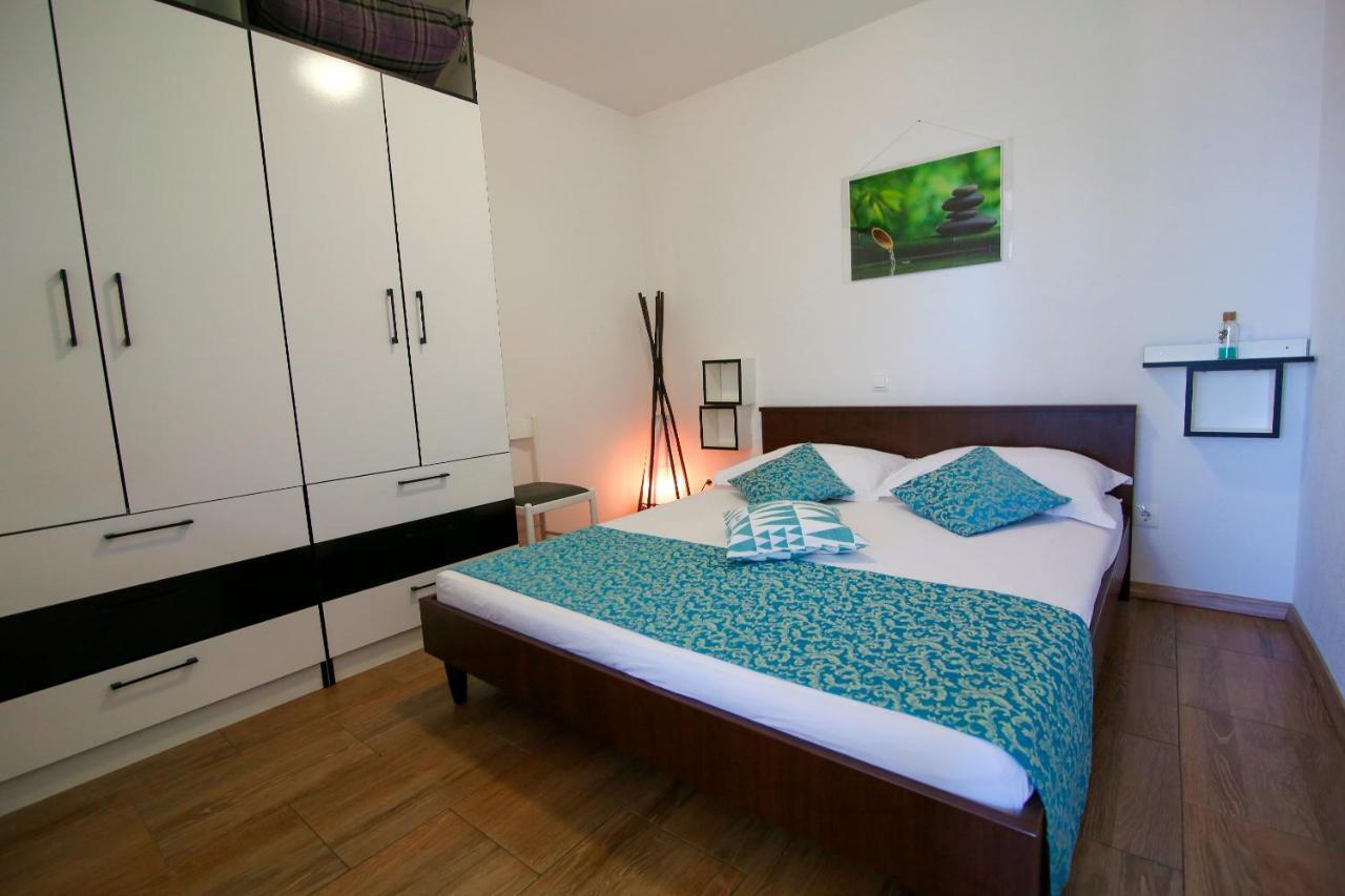 La Storia Apartments Makarska Esterno foto