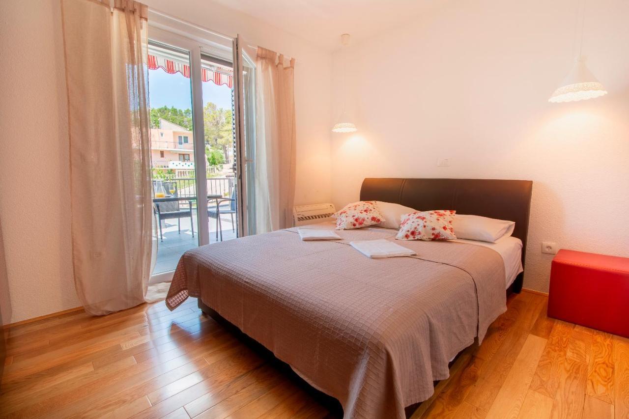 La Storia Apartments Makarska Esterno foto